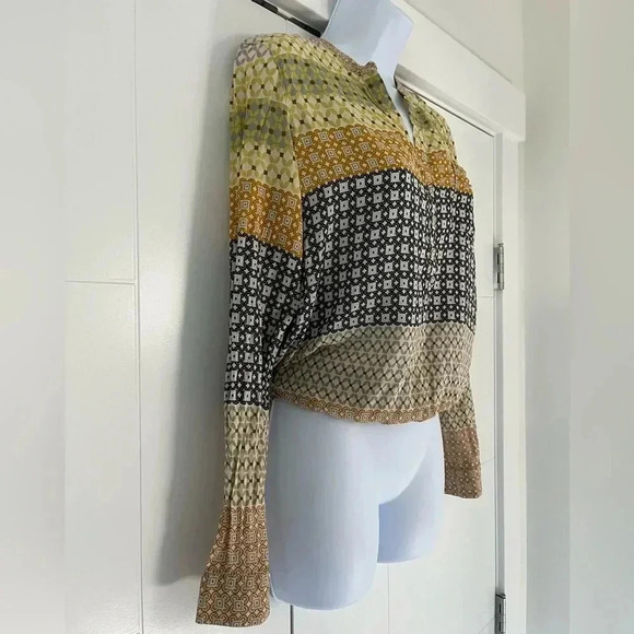 Mavi/ Button up blouse/ Grey elasticized waistband/ Size US S - Picture 4 of 15